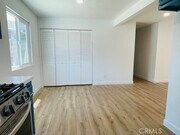 Photo - 1332 W 20th St House