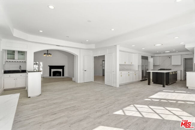 Photo - 3217 Hutton Dr