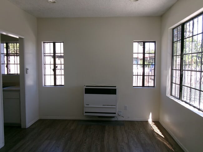 Photo - 1209 W 60th Pl Unit n/a