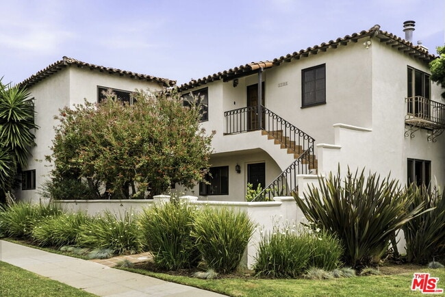 Building Photo - 1702 Idaho Ave Unit 3