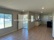 Photo - 539 W Shamrock St Apartment Unit 535