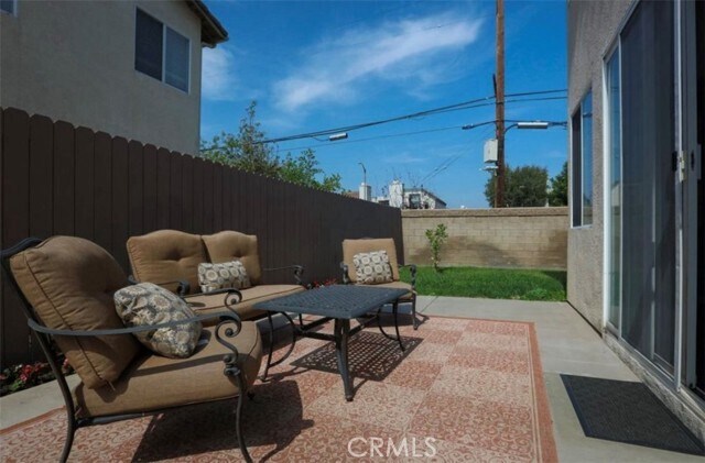 Photo - 9122 Lemona Ave