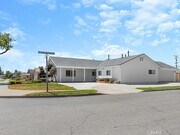 Photo - 11821 Wutzke St House