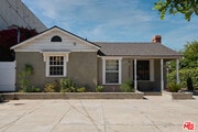 Photo - 10829 Kling St House
