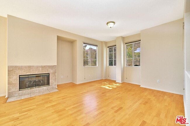 Photo - 28058 Dickason Dr