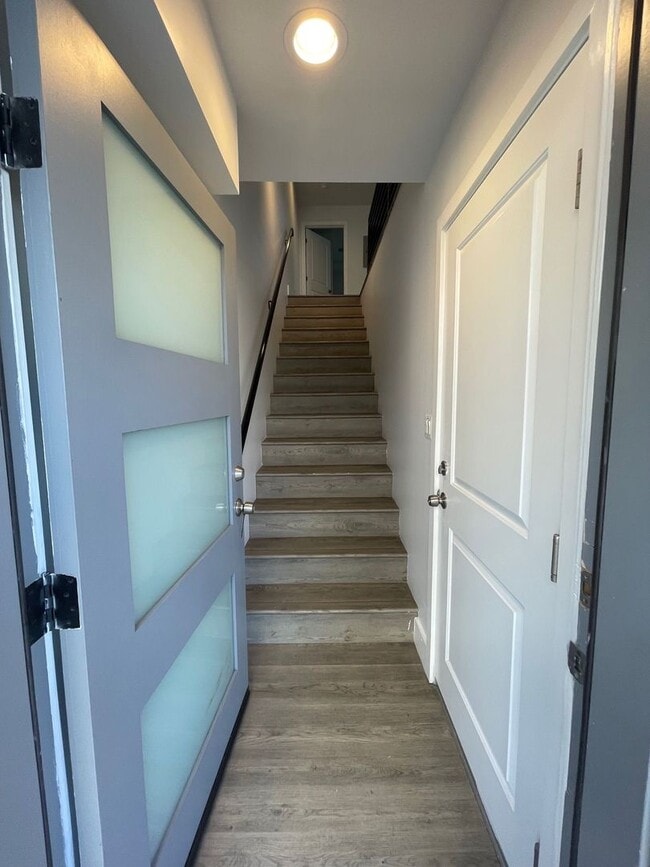 Photo - 2130 Unit 2819 1/2