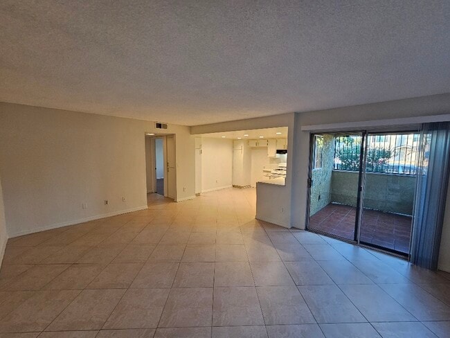 Photo - 9634 Park St