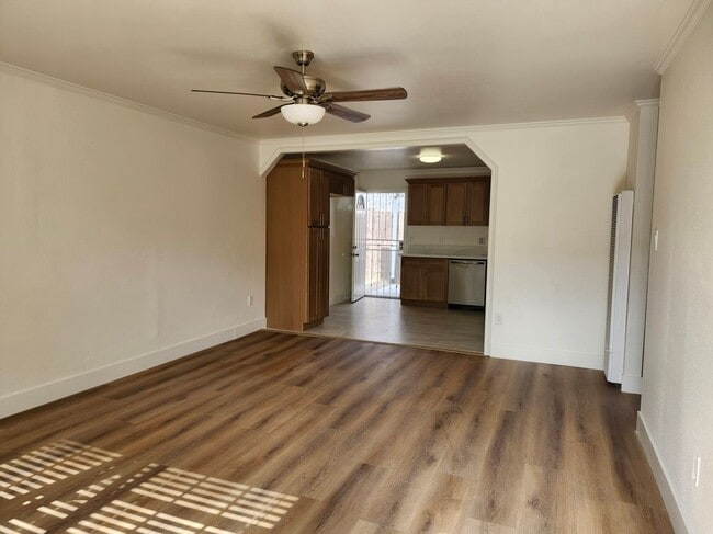 Photo - 7752 Newman Ave Unit 4