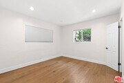 Photo - 21817 Providencia St