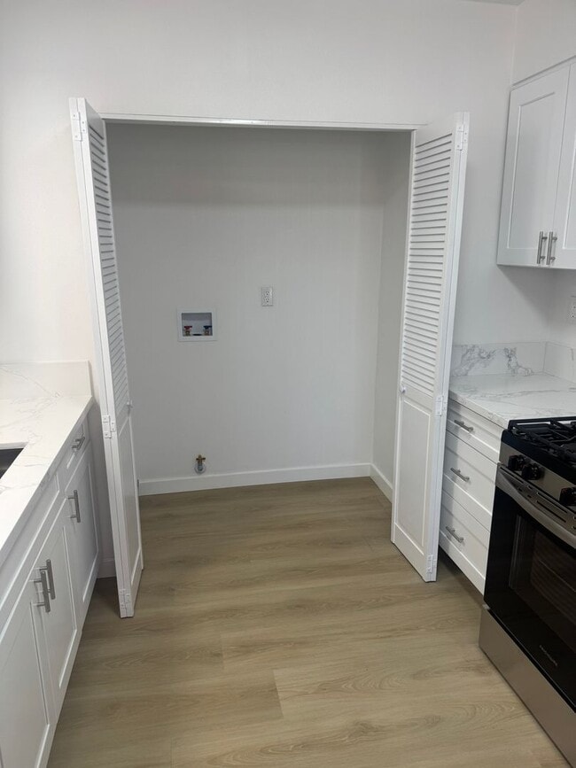 Photo - 10541 Sycamore Ave Unit 10541