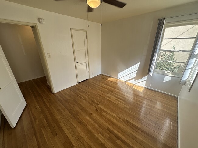 Building Photo - 2461 Silver Lake Blvd Unit 2461-B