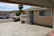 Photo - 305 S Workman St House