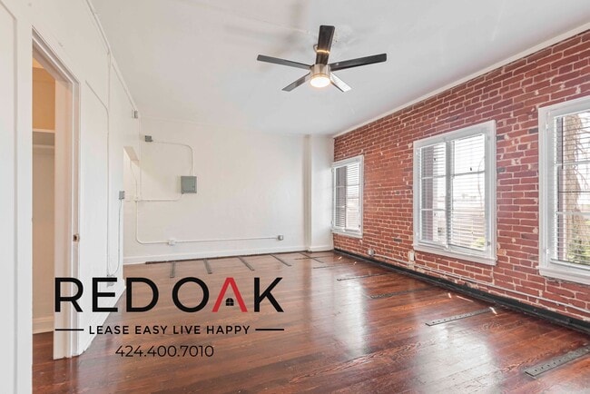 Photo - 854 S Oxford Ave Condo Unit 501