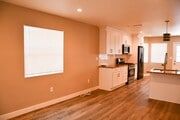 Photo - Orange (874-826) North Unit Orange (874) North