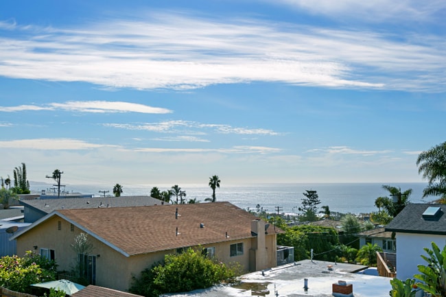 Building Photo - 2148 Glasgow Ave