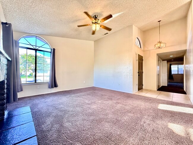 Photo - 45045 Denmore Ave