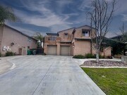 Photo - 5 bedroom Winchester home with a 3 car garage for LEASE!