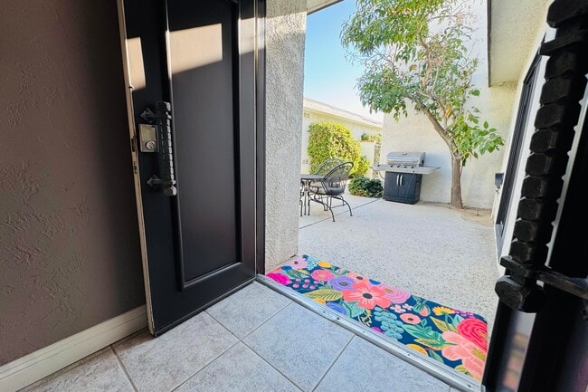 Photo - 23 Don Quixote Dr