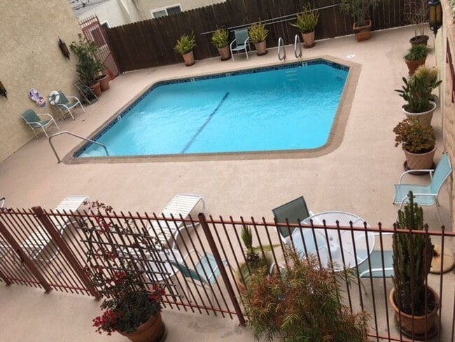 Photo - Spacious 2-Bed, 2-Bath Condo in Prime Culver City Location – Freshly Updated! Unit 211