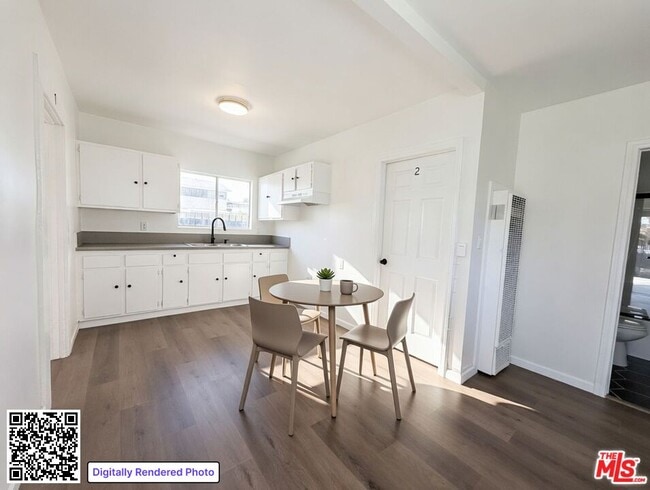 Photo - 1109 Exposition Blvd