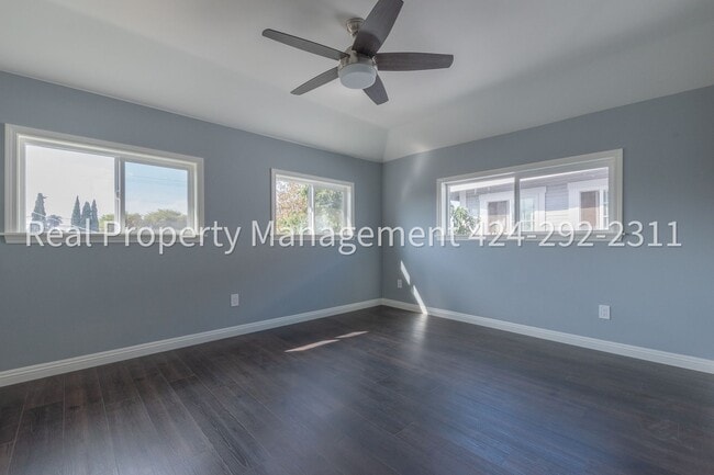 Photo - Dont miss out this 4 Bed 2 bath