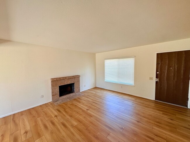 Photo - 4 Bedroom House in Spring Valley