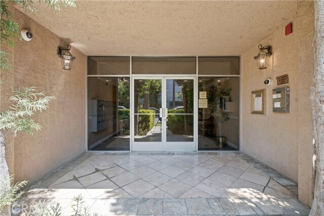 Photo - 14607 Erwin St Unit 308