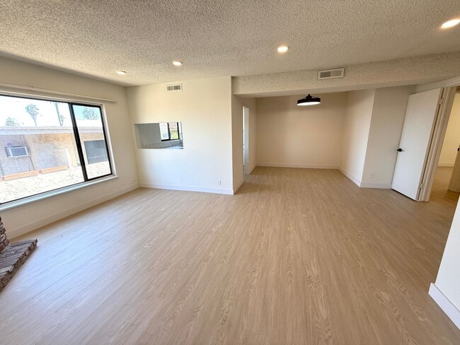 Photo - 1444 Centinela Ave Unit 6