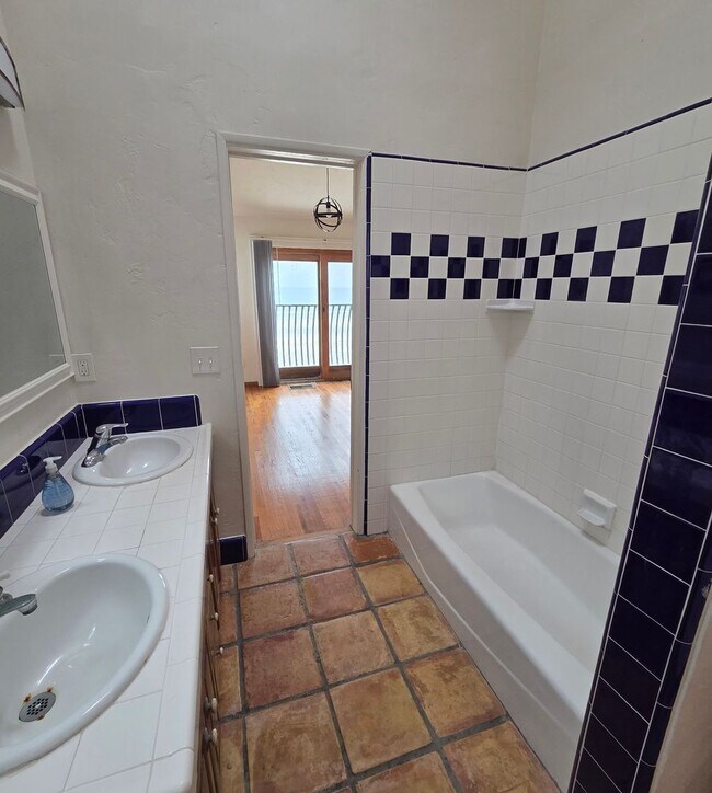 Photo - Beachfront 2-Bed, 2.5-Bath House w/2-Car Garage in Imperial Beach