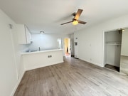 Photo - 240 S Reeves Dr Unit C