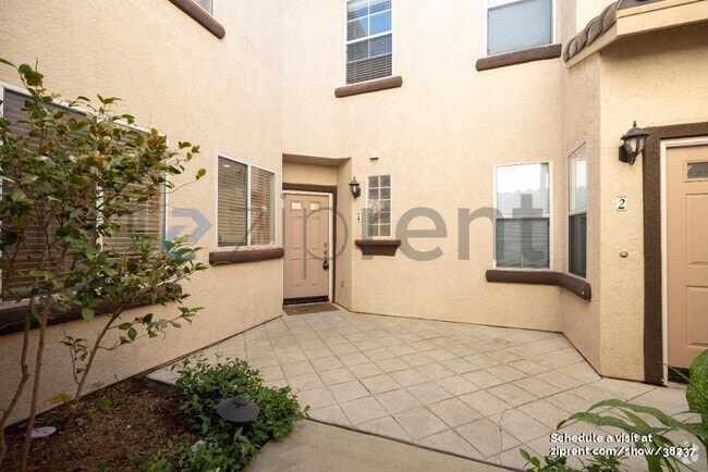 Building Photo - 10705 Wexford St Rental