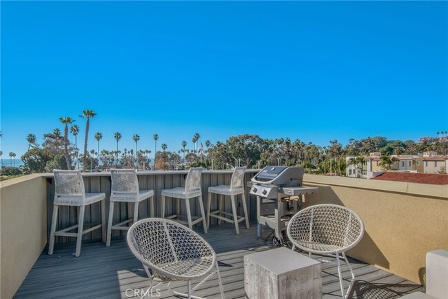 Photo - 2353 Doheny Way Townhome
