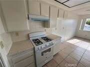 Photo - 635 W 15th St Unit 2