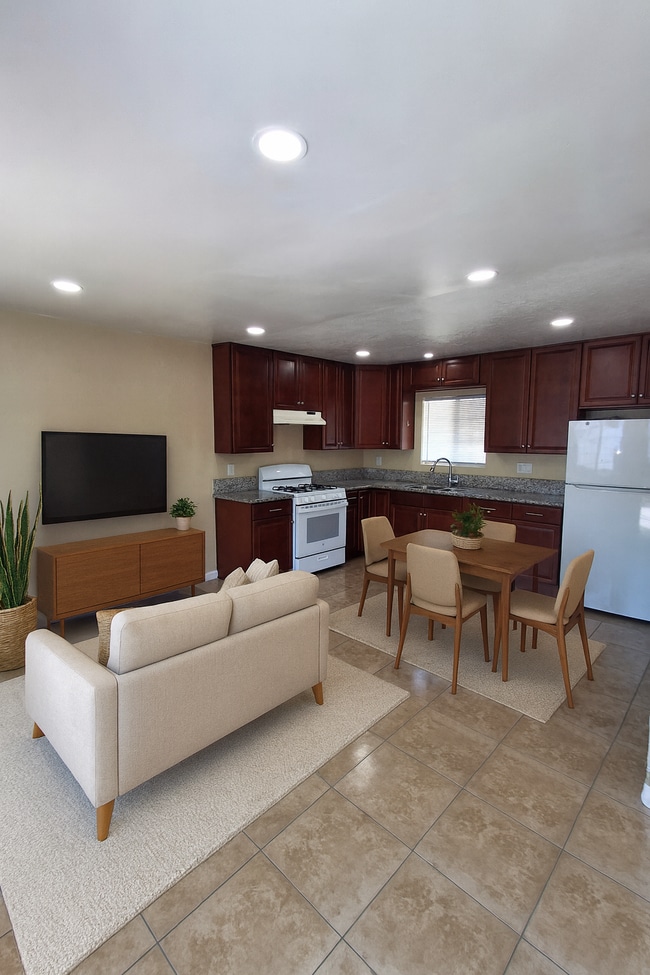 RENDERING - UNIT IS UNFURNISHED - 1825 E 64th St House