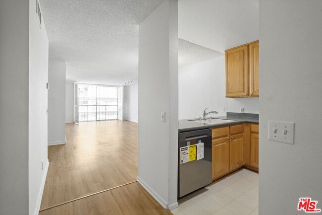 Photo - 10751 Wilshire Blvd Unit PH 6