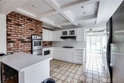 Photo - 15841 Maidstone St