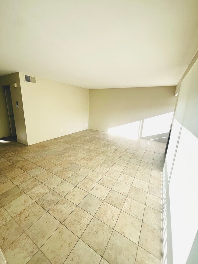 Photo - LA JOLLA VILLAGE LIVING! SPACIOUS 3BD/2.5BA TOWNHOME AVAILABLE JUNE for $4,795/mo!
