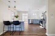 Photo - 2109 N Dymond St House