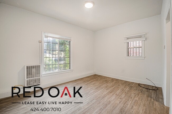 Building Photo - 1111 S Norton Ave Unit 102