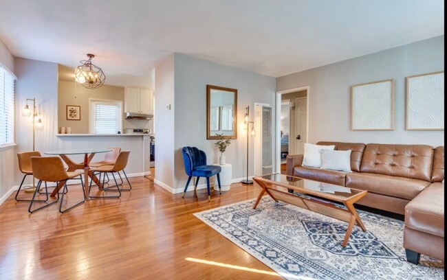 Photo - 504 N Rosemary Ln Unit 504