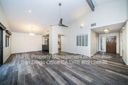 Photo - 2898 Woodridge Cir