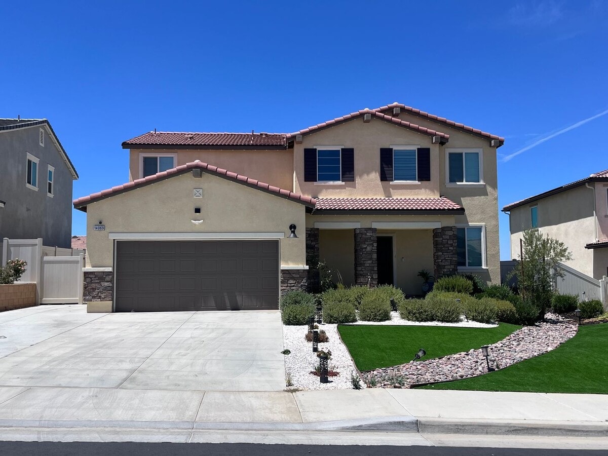 Photo - Stunning 4 bedroom 3 bath home