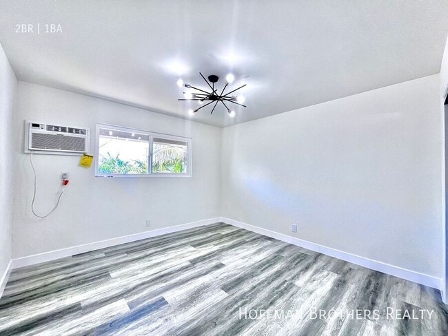 Photo - 530 W Arbor Vitae St Unit 6