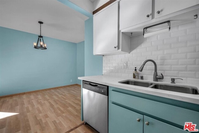 Photo - 5651 Windsor Way Unit 102