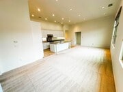 Photo - Beautiful 2 Bed/2 Bath Irvine Condo for Lease