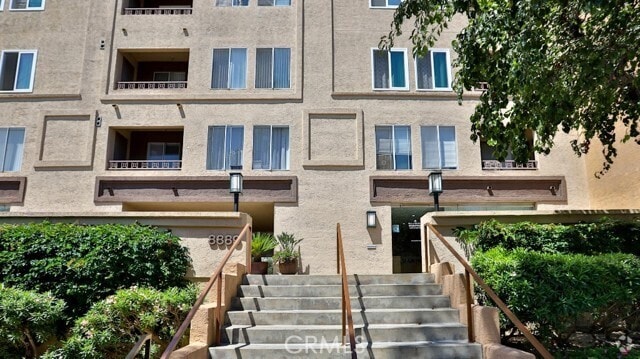 Building Photo - 8889 Caminito Plaza Centro Unit 7128 Rental