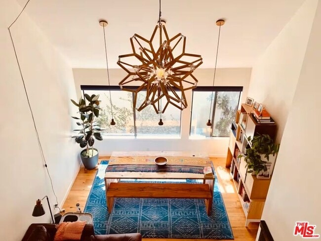 Photo - 950 Kings Rd Unit 353