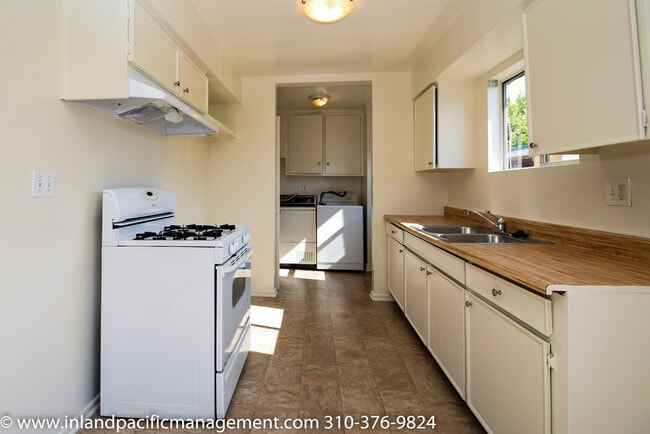 Photo - w4521 Unit 4519