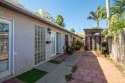 Photo - Pacific Beach 1 Bedroom Cottage with Parki... Apartment