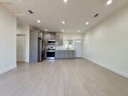Photo - 10723 Rhodesia Ave